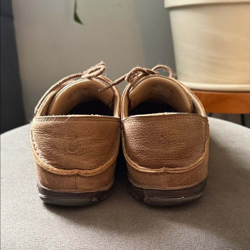 OluKai Tan Leather Loafers Hamaka Poko Moc Toe Brown Mens Euro 43/9.5-10 Shoes